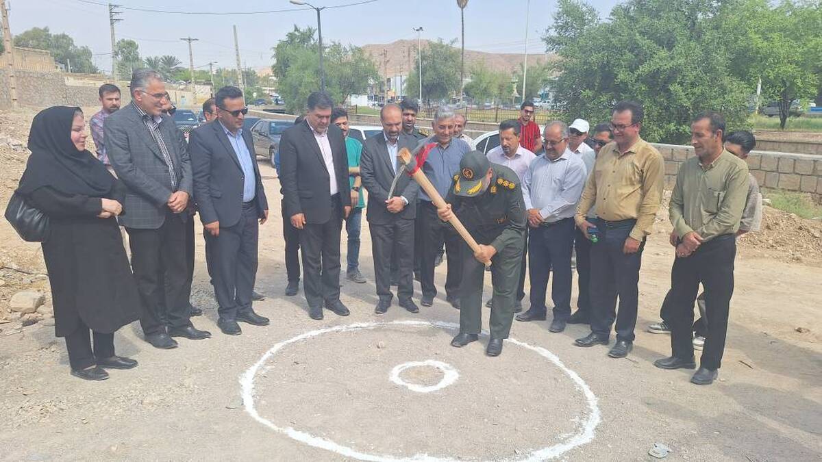 کلنگ زنی بازارچه صنایع دستی در شهرستان گچساران