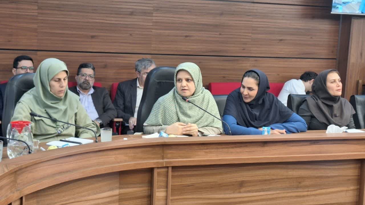 نمایندگان تشکل های زیست محیطی مطالبات خود را با معاون رئیس جمهور درمیان گذاشتند