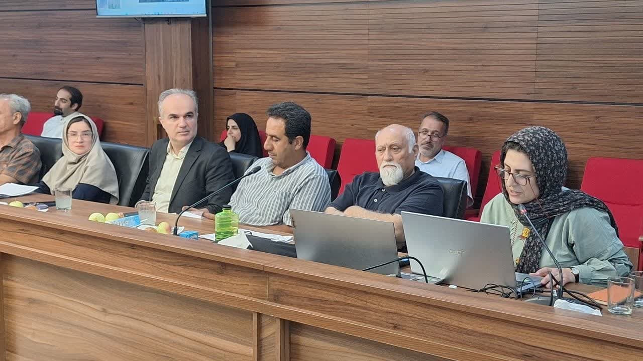 نمایندگان تشکل های زیست محیطی مطالبات خود را با معاون رئیس جمهور درمیان گذاشتند