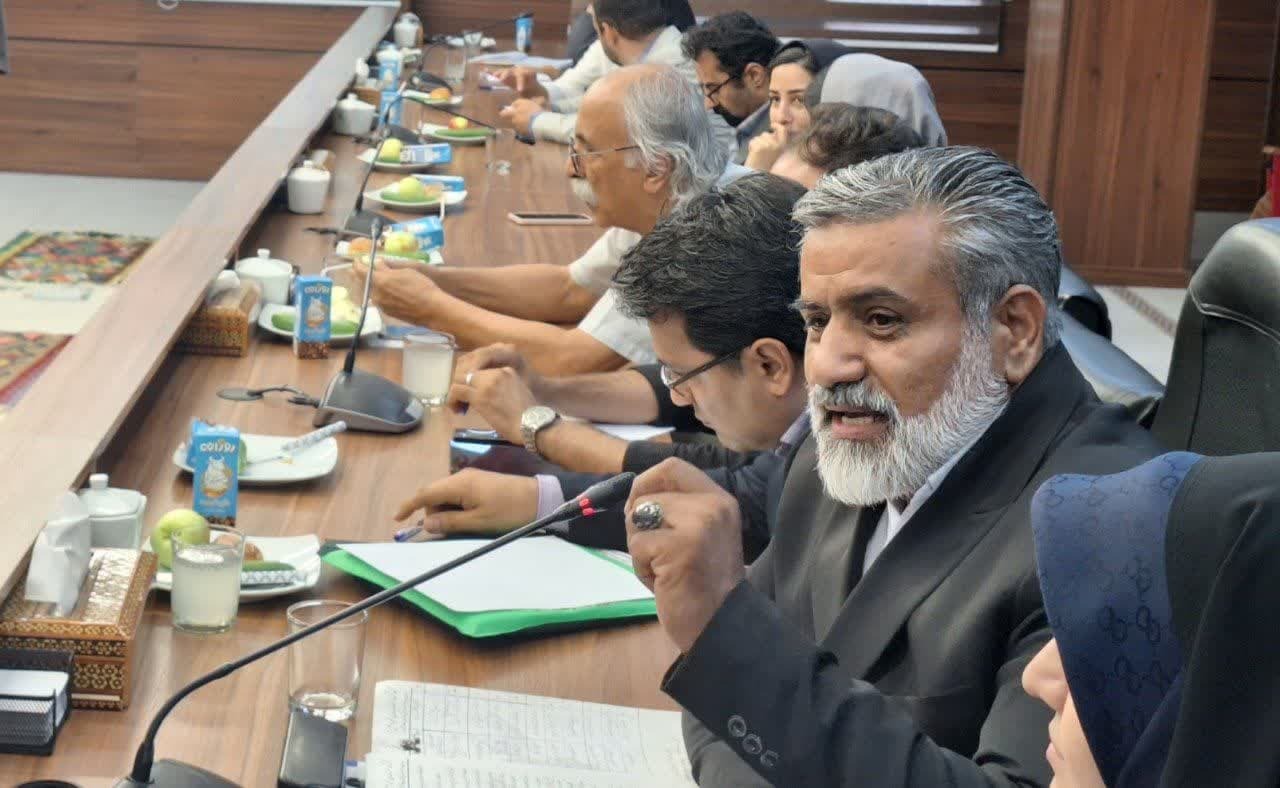 نمایندگان تشکل های زیست محیطی مطالبات خود را با معاون رئیس جمهور درمیان گذاشتند