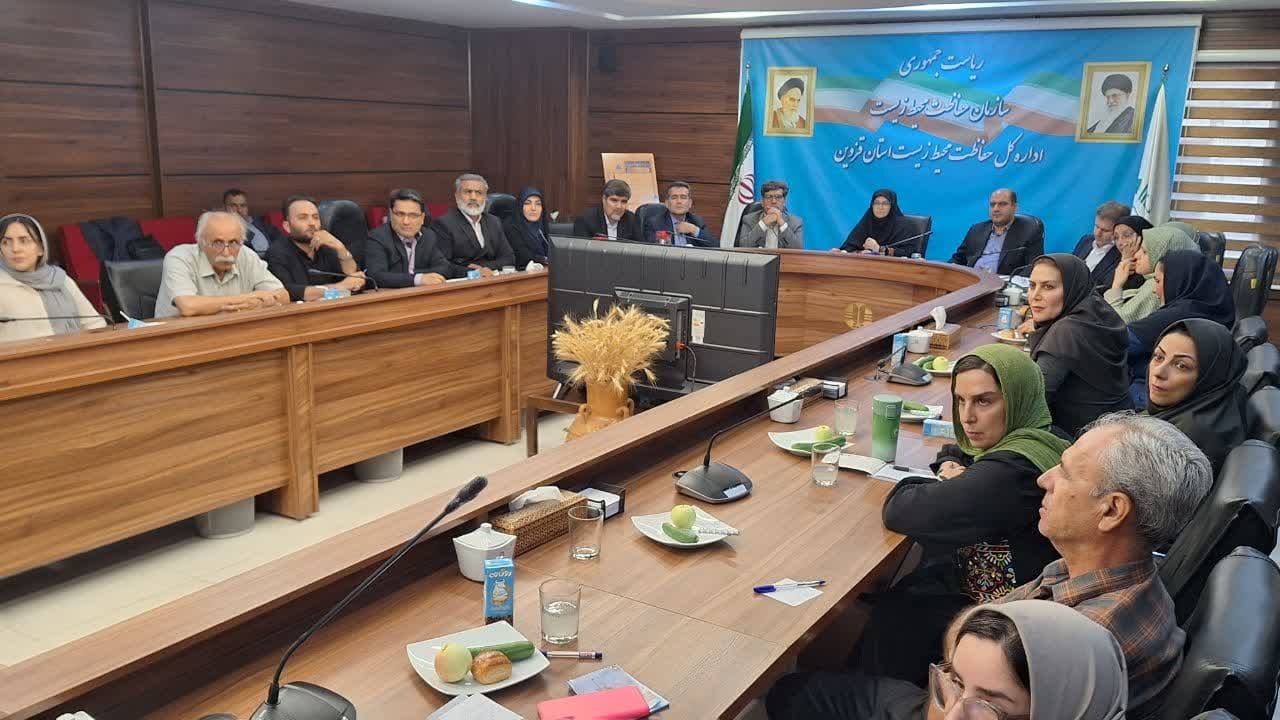 حمایت از محیط بانان با بررسی و اصلاح «قانون حمل سلاح» در مجلس تقویت می شود حمایت از محیط بانان با بررسی و اصلاح «قانون حمل سلاح» در مجلس تقویت می شود