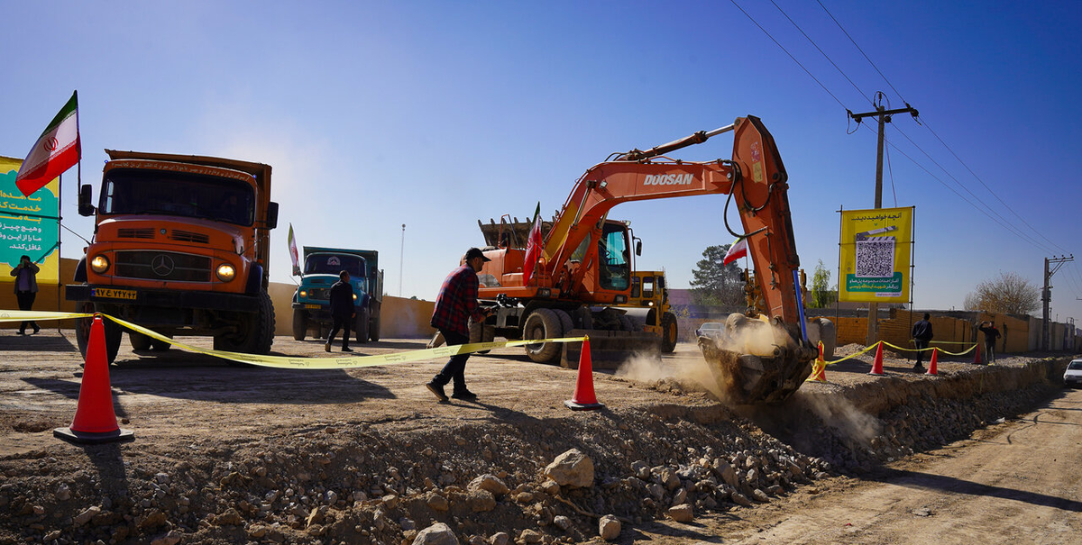 پیشرفت ۴۰ درصدی پروژه «مجموعه پل‌ها و زیرگذر بزرگراه شهید آیت‌الله رئیسی» در اصفهان