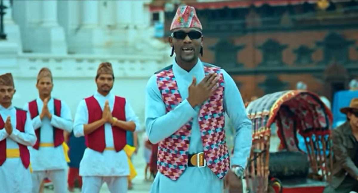 از جانشینی تیام در استقلال تا حضور در دنیای موسیقی؛ الحاجی گرو در نپال خواننده شد!