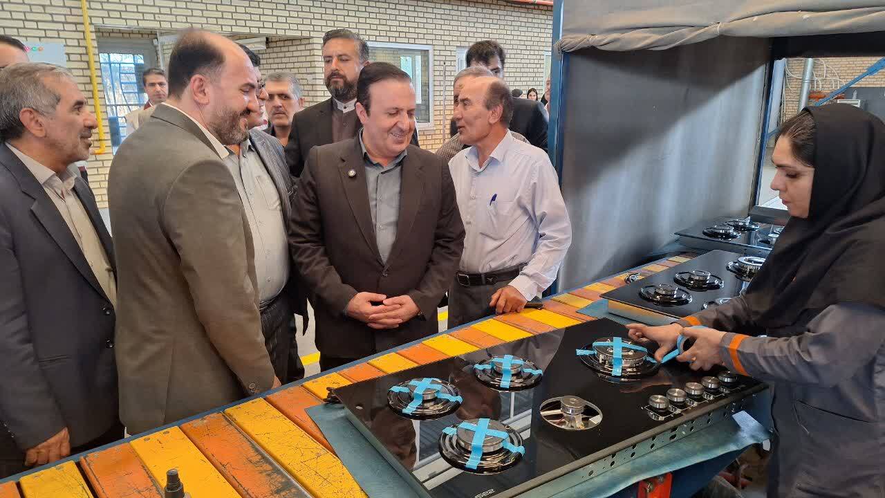 بازدید استاندار از شرکت مهیارگاز (تایسز) تولیدکننده انواع لوازم خانگی