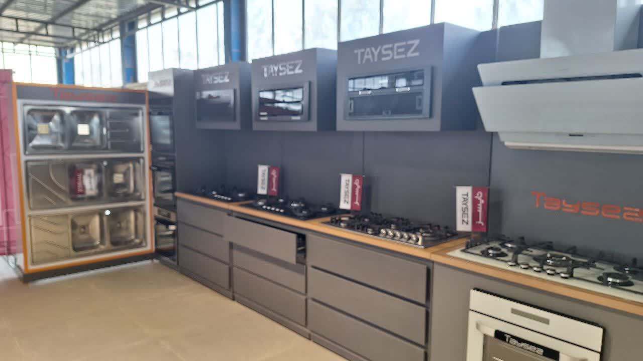 بازدید استاندار از شرکت مهیارگاز (تایسز) تولیدکننده انواع لوازم خانگی