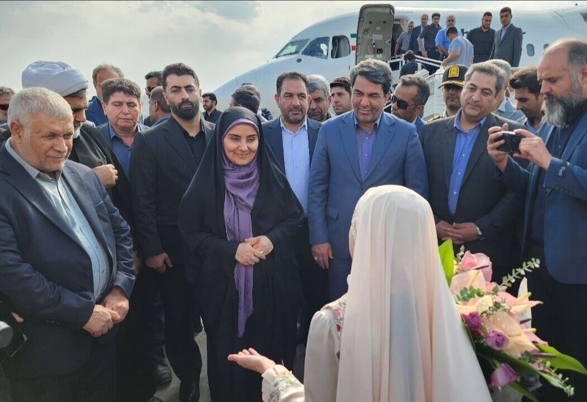 وزیر راه و شهرسازی وارد کرمان شد