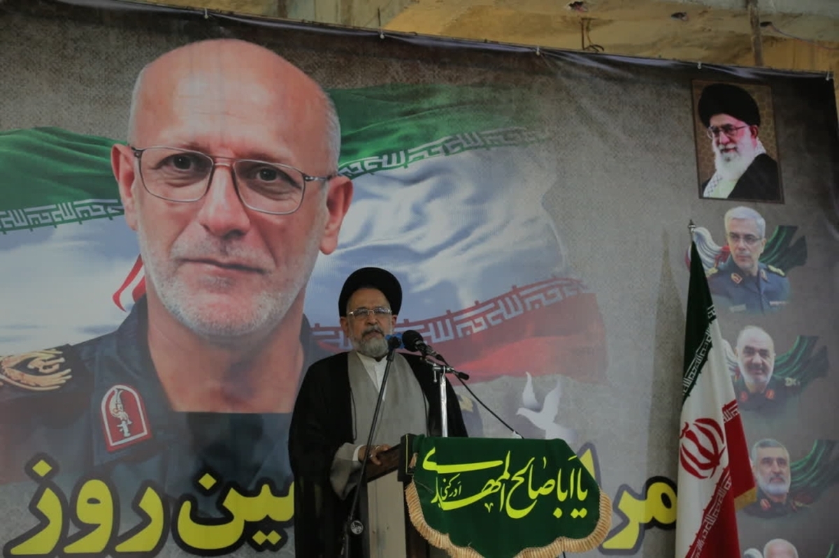 حجت الاسلام علوی: ایرانی یا باید دشمن را به زانو درآورد یا با افتخار لباس شهادت بپوشد / ملت ایران هرگز زیر بار ذلت نخواهد رفت