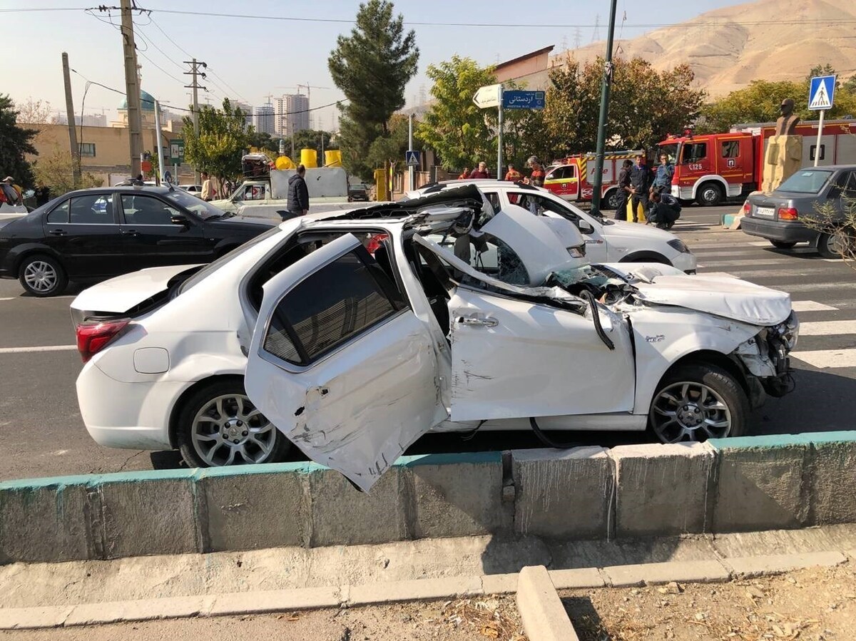 سهم ۳۷ درصدی عابرین در تصادفات فوتی پایتخت/ طراحی قاب شبرنگ برای تابلوهای گذرگاه عابرپیاده