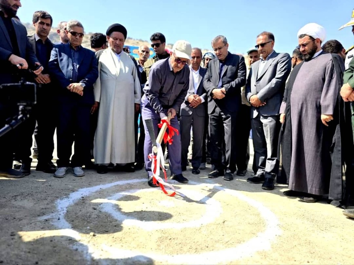 کلنگ‌زنی و افتتاح ۱۳۷پروژه عمرانی و اقتصادی شهرستان کهگیلویه به مناسبت هفته دولت 