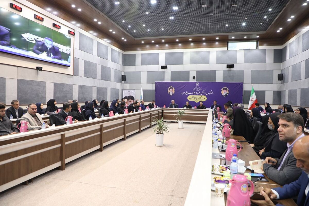 نشست هم اندیشی معاون سیاسی اجتماعی استاندار خوزستان با هیات‌های ورزشی استان برگزار شد