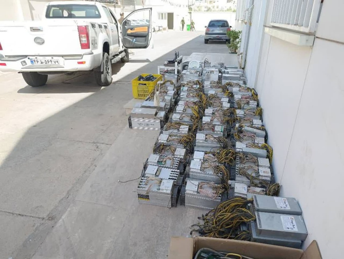 ۷۴ دستگاه غیرمجاز استخراج رمزارز در استان قزوین کشف و جمع آوری شد