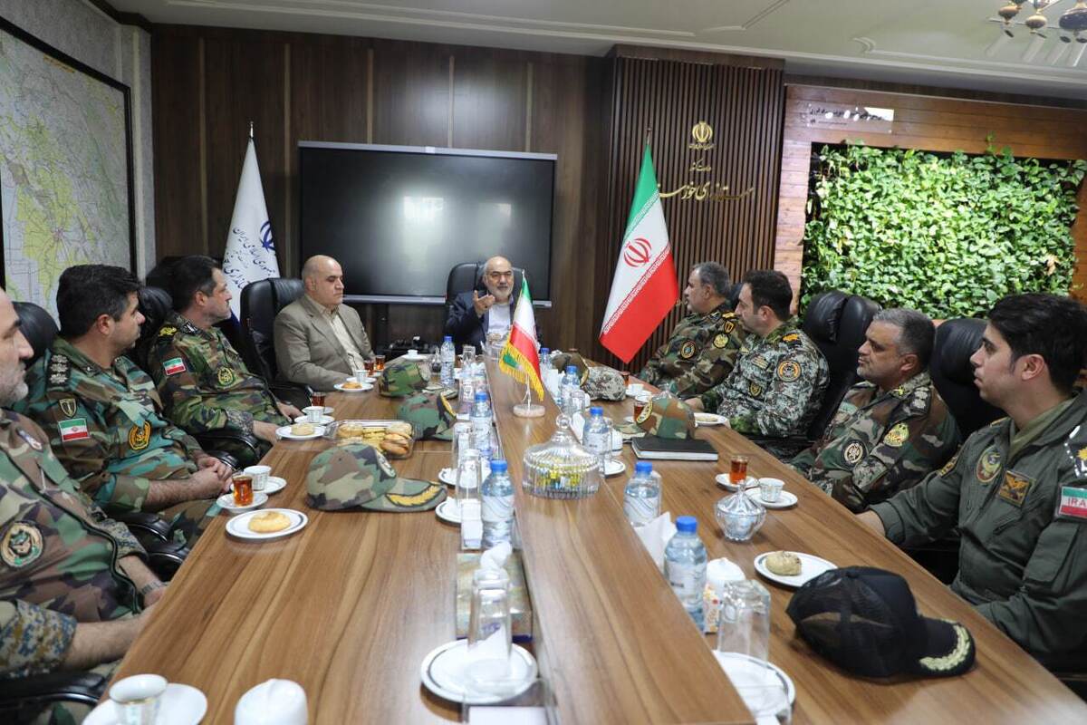  استاندار خوزستان: ارتش نقطه امید ملت و نظام است