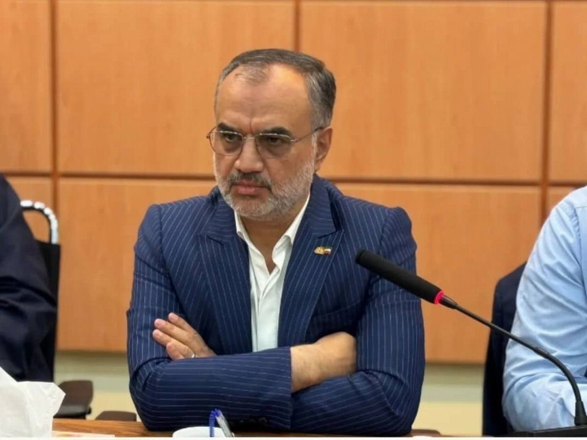 شهرداری مقابل دکه‌داران نیست/ راه‌حل در مسیر قانون است