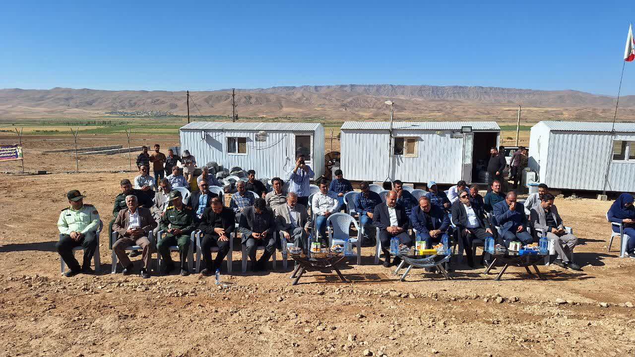 درتوسعه نیروگاه های خورشیدی شهر آوج مصمم هستیم