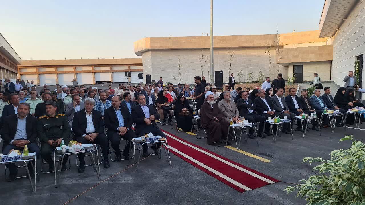 پیری: ۸۰۰ میلیارد تومان پروژه عمرانی در شهر محمدیه تا پایان سال افتتاح می شود