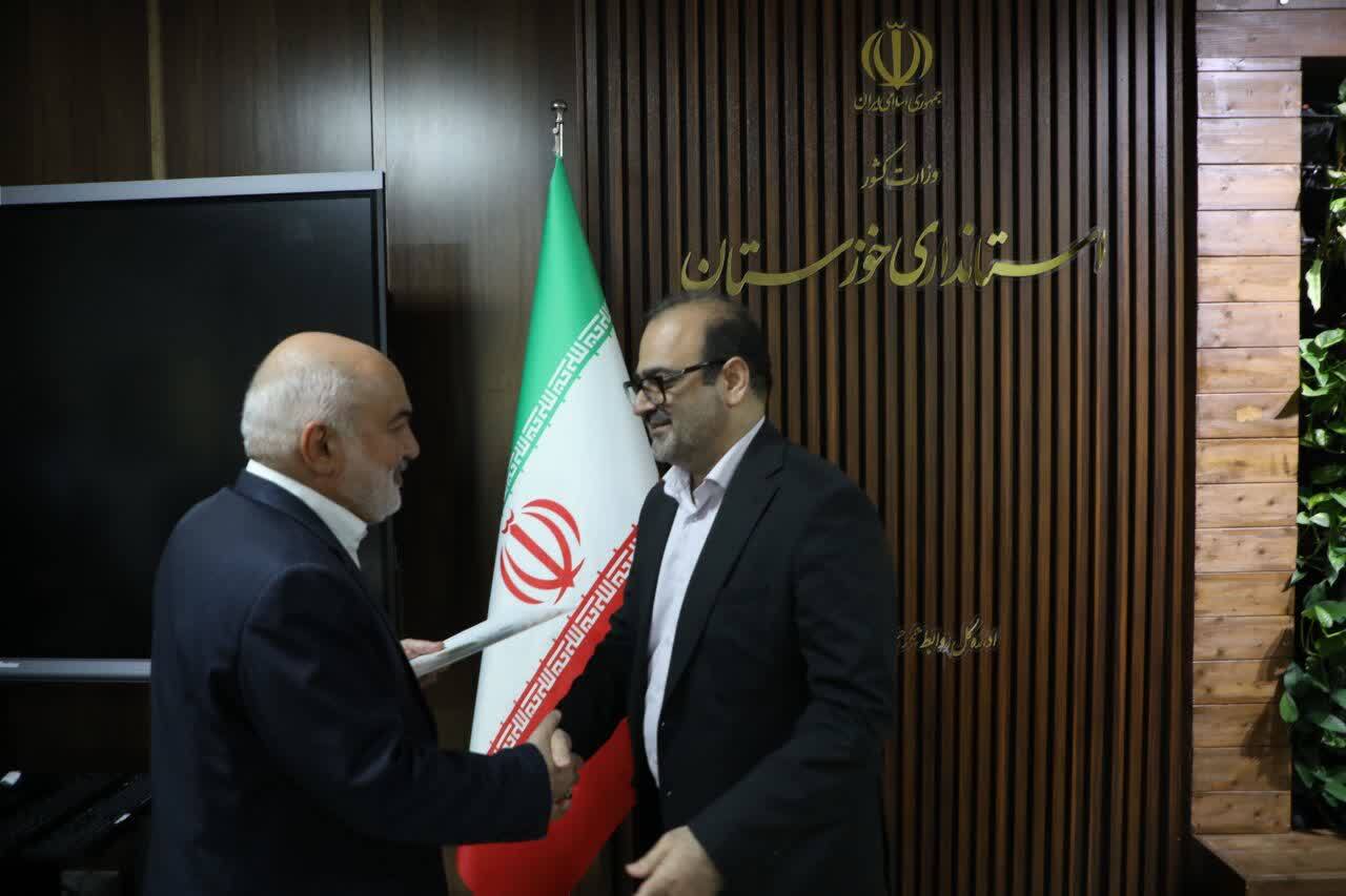 جلسه تکریم و معارفه مدیرکل حوزه استاندار خوزستان برگزار شد