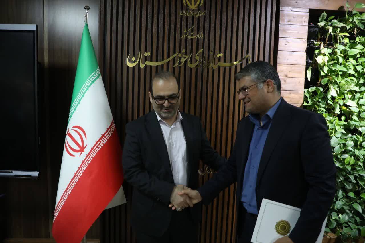 جلسه تکریم و معارفه مدیرکل حوزه استاندار خوزستان برگزار شد