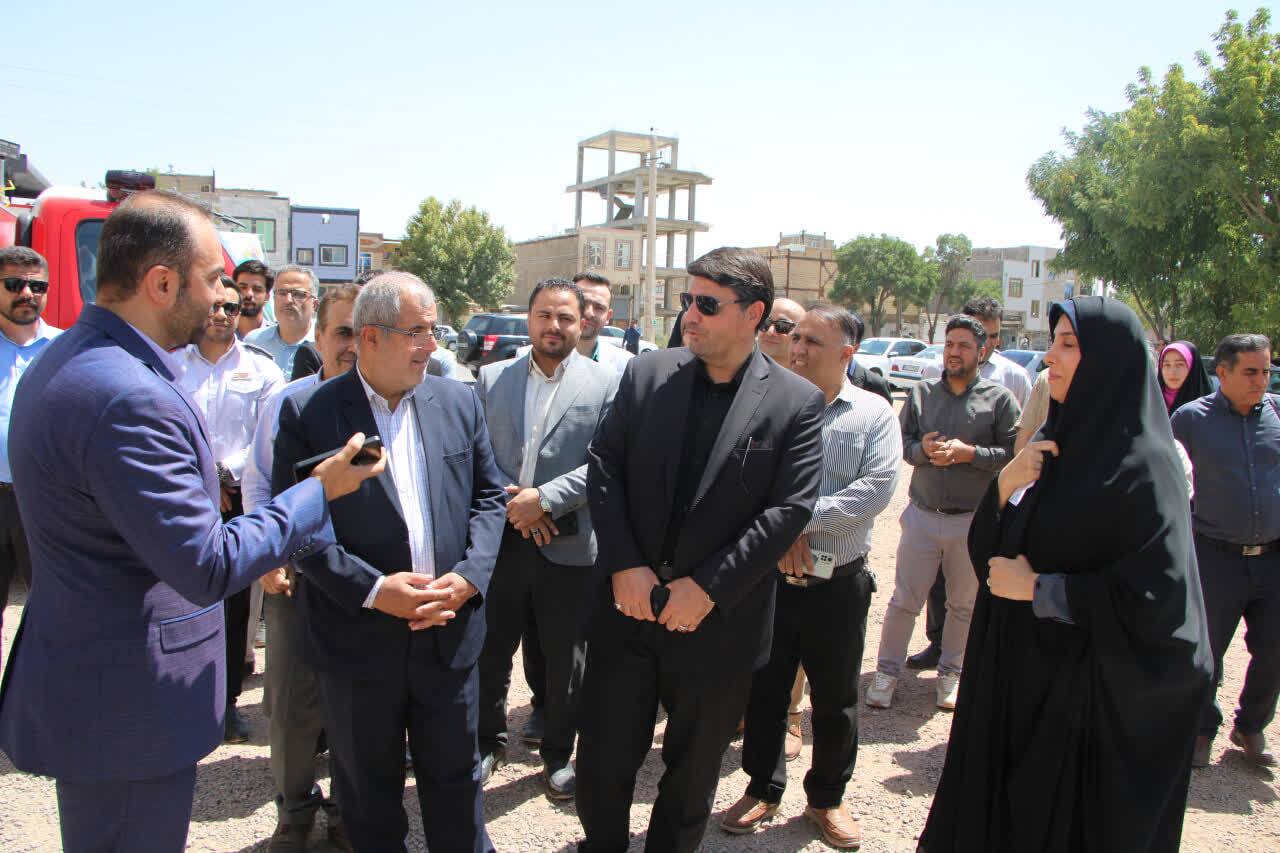 ۱۷ پروژه عمرانی به مناسبت هفته دولت در نصرت آباد افتتاح شد