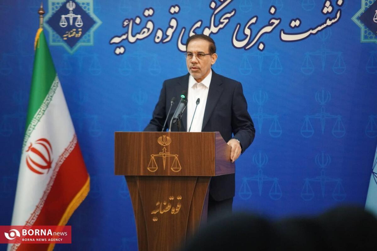 جهانگیر: ۷۳زندانی در حمله رژیم صهیونیستی به زندان اوین متواری شدند/ ۵۸نفر خود را به زندان معرفی کردند