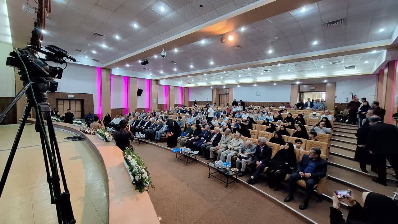 نوذری: دکتر شعبانی از مفاخر برجسته ایران اسلامی و چراغ راه نسل جوان است