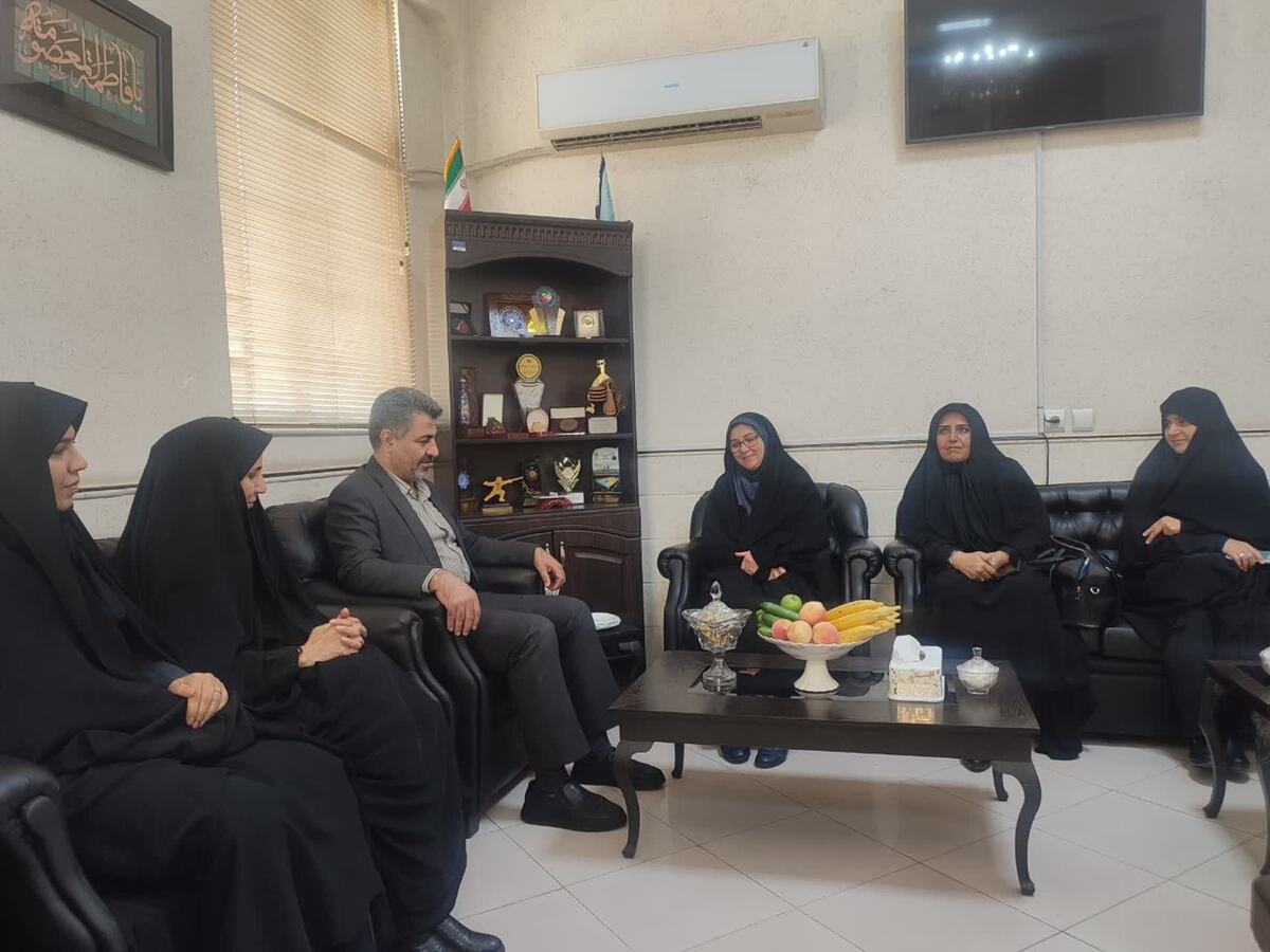 دیدار معاون وزیر ورزش و جوانان با مدیرکل ورزش و جوانان قم