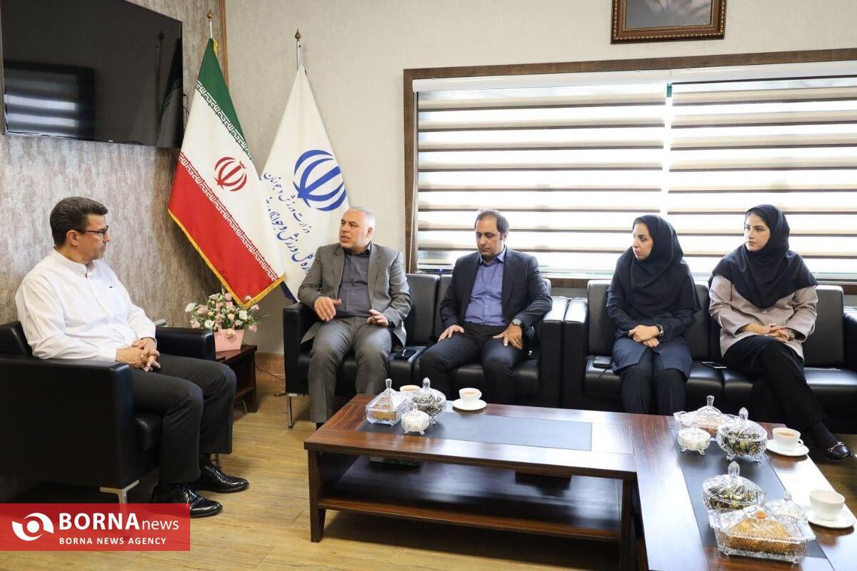 لزوم ایجاد بستر برای حضور گسترده جوانان و توسعه ورزش همگانی و قهرمانی در خراسان رضوی