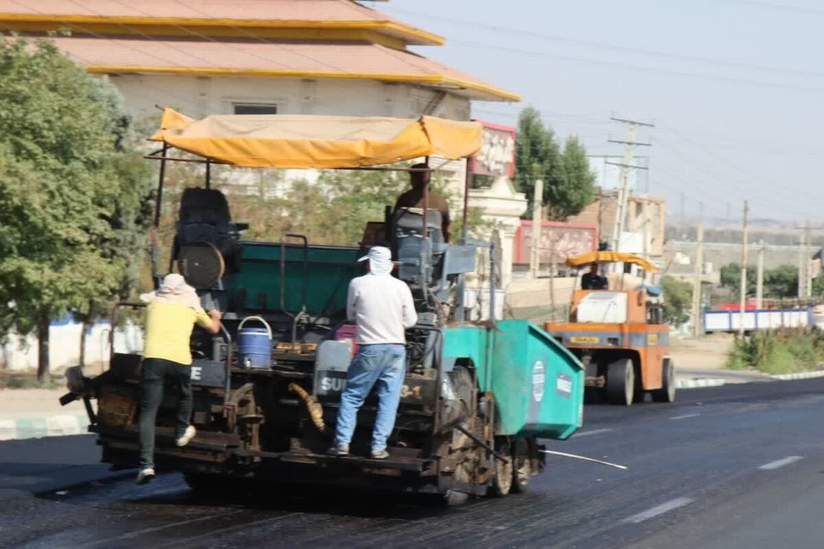 آغاز عملیات اجرایی پروژه آسفالت بلوار خلیج فارس با اعتبار ۱۰۰ میلیارد ریالی
