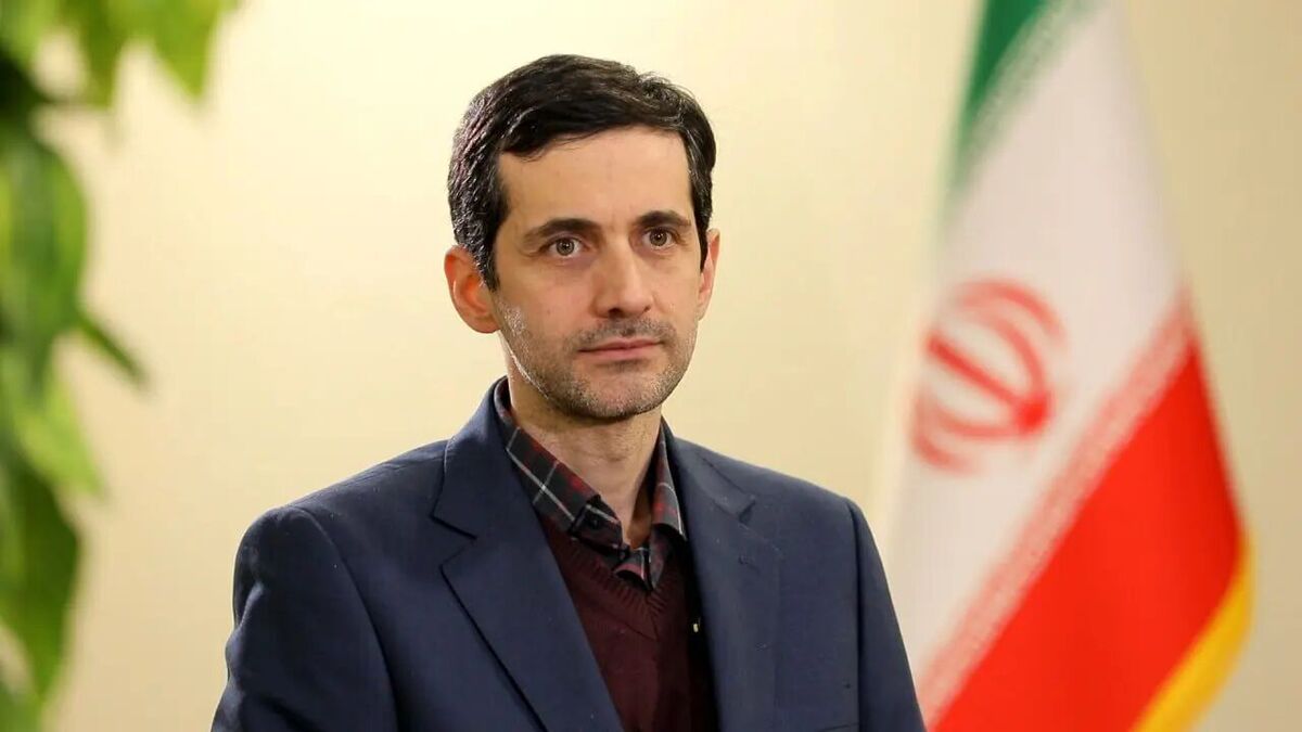 اژدهای آرام چین و پرنده پرصدای ایران