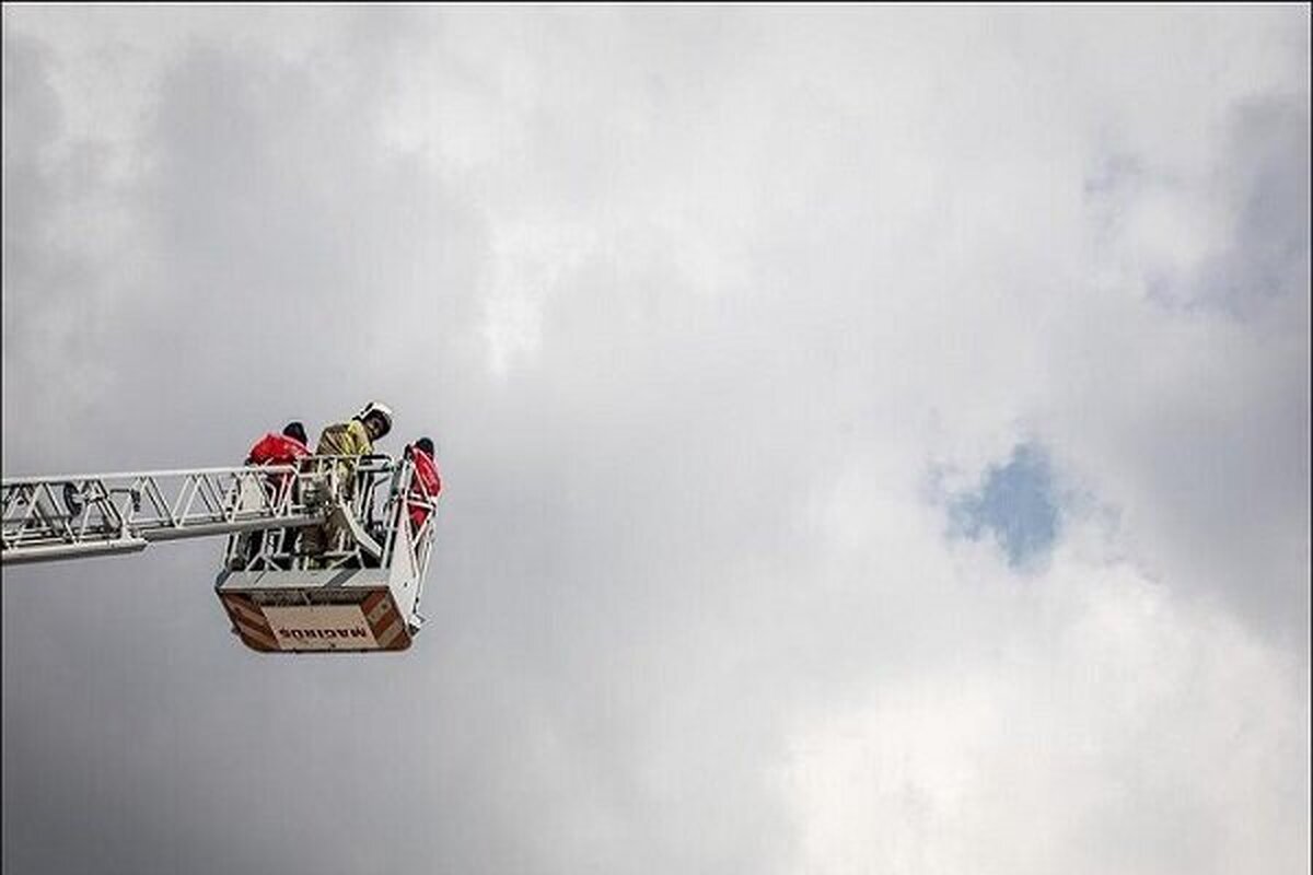 سختی کار آتش‌نشانان در مرحله اعلام وصول لایحه در مجلس است