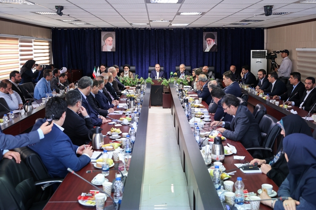 تاکید پزشکیان بر کاهش هزینه‌های جاری و بهبود بهره‌وری وزارت جهادکشاورزی