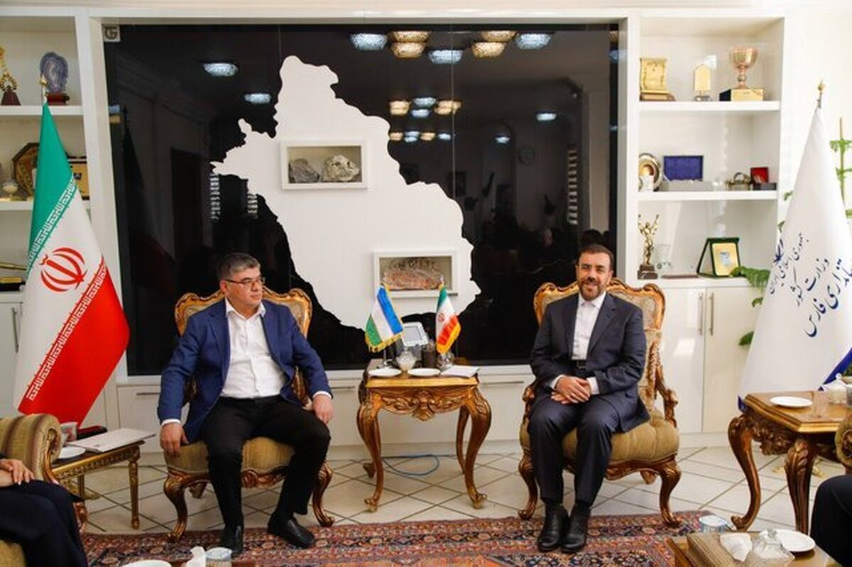 استاندار فارس: آماده ایفای نقش فعال در عرصه واردات هستیم