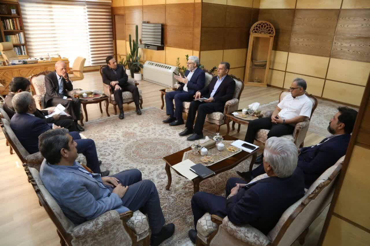 دیدار هیأت مدیره شهرک صنعتی خصوصی کشوین با استاندار قزوین دیدار هیأت مدیره شهرک صنعتی خصوصی کشوین با استاندار قزوین