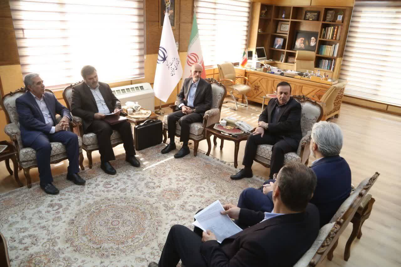 دیدار هیأت مدیره شهرک صنعتی خصوصی کشوین با استاندار قزوین دیدار هیأت مدیره شهرک صنعتی خصوصی کشوین با استاندار قزوین