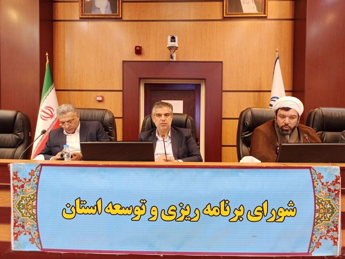 استاندار: مناسب‌سازی معابر شهری در استان مرکزی جدی گرفته شود