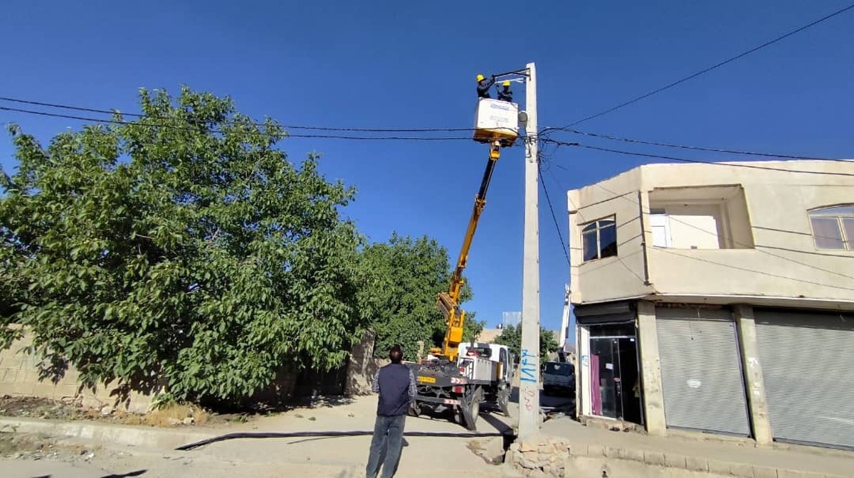 آغاز عملیات تعمیرات یک‌هزار و ۶۰۰کیلومتر شبکه برق در کهگیلویه و بویراحمد