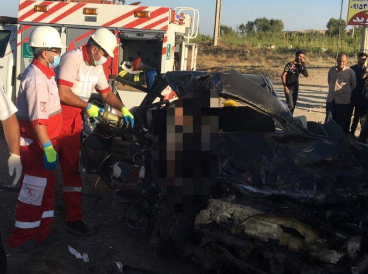 ۶ مصدوم و جان‌باخته بر اثر تصادف دو خودرو سواری در آزادراه زنجان – قزوین