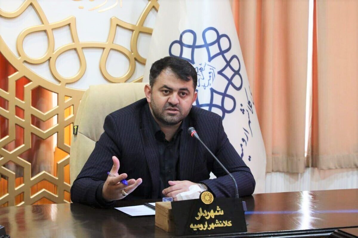 شهردار ارومیه: نوسازی ناوگان پسماند اولویت اصلی مدیریت شهری ارومیه است