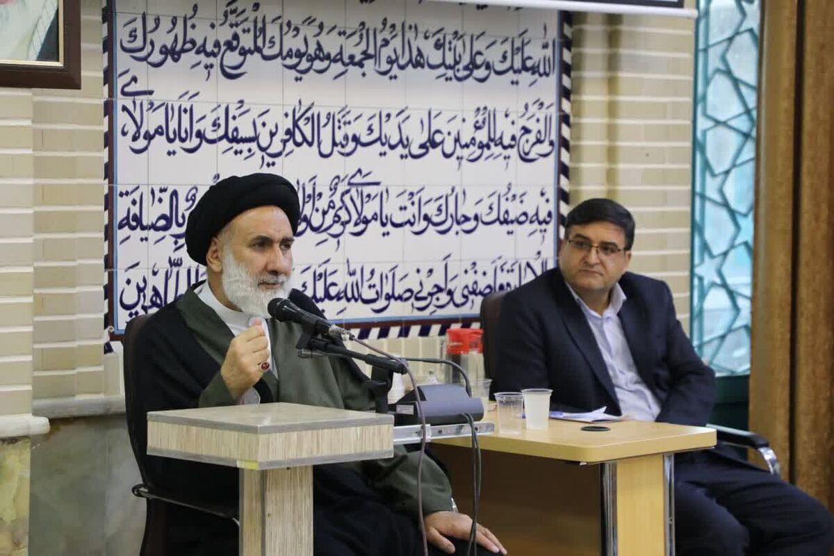 امام جمعه شهرکرد: برای تقویت وحدت از همه ظرفیت‌ها بهره‌گیری شود