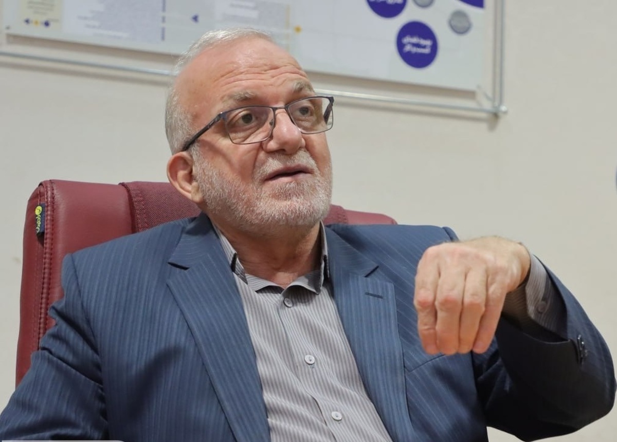 نقدینگی به سمت تولید نمی‌رود/ استراتژی توسعه صنعتی کشور باید تدوین شود