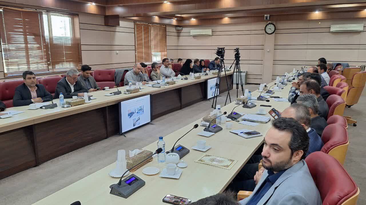 داشتن برنامه برای ازدواج، اشتغال و اوقات فراغت جوانان باید در اولویت قرار گیرد داشتن برنامه برای ازدواج، اشتغال و اوقات فراغت جوانان باید در اولویت قرار گیرد