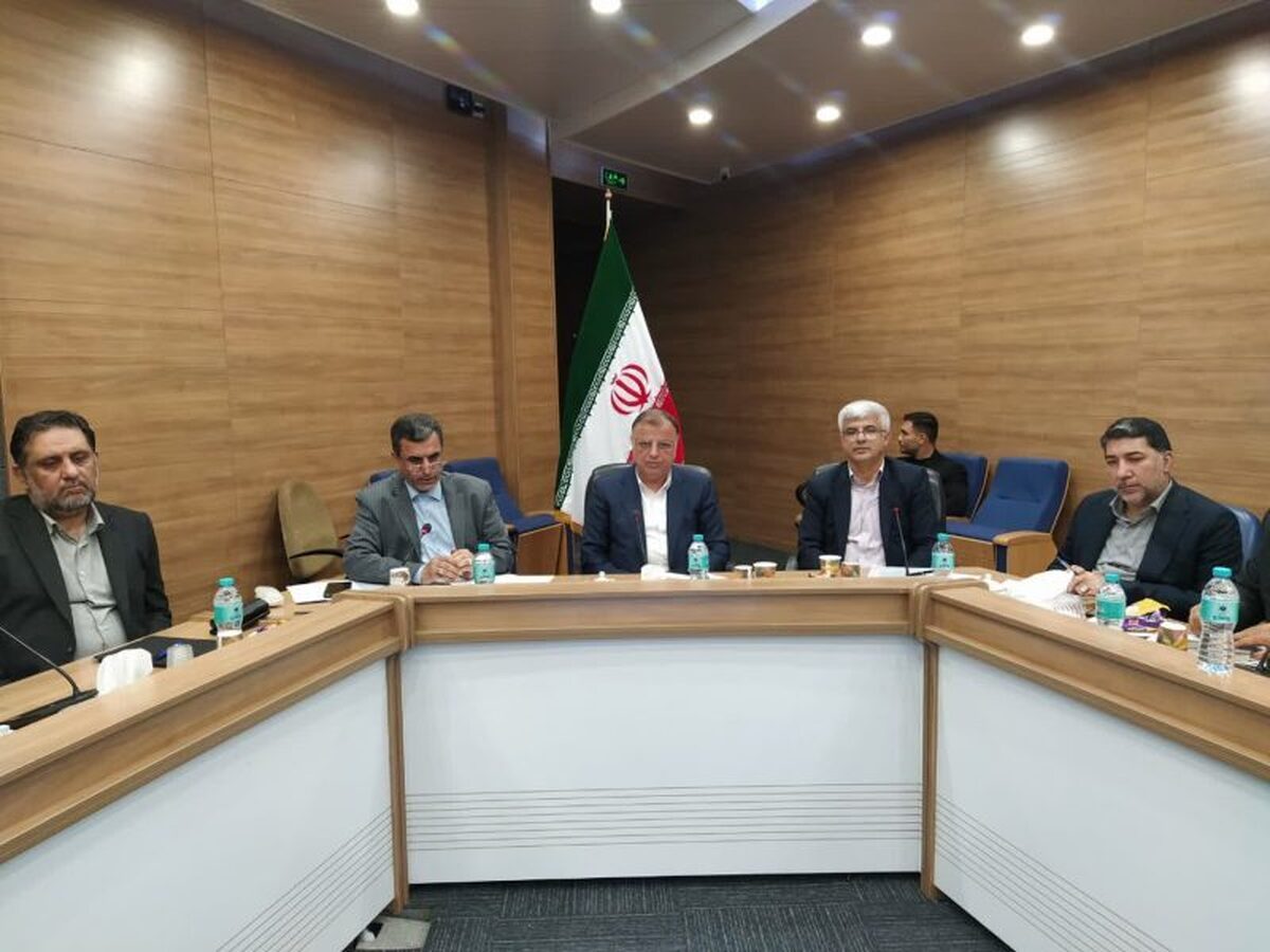 رفع موانع تولید و حمایت از فعالان اقتصادی رویکرد مهم دولت چهاردهم