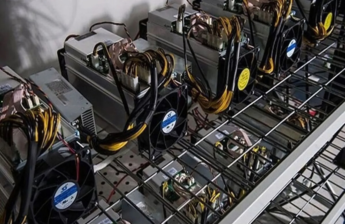 کشف ۲۵ مزرعه استخراج رمزارز در کهگیلویه و بویراحمد