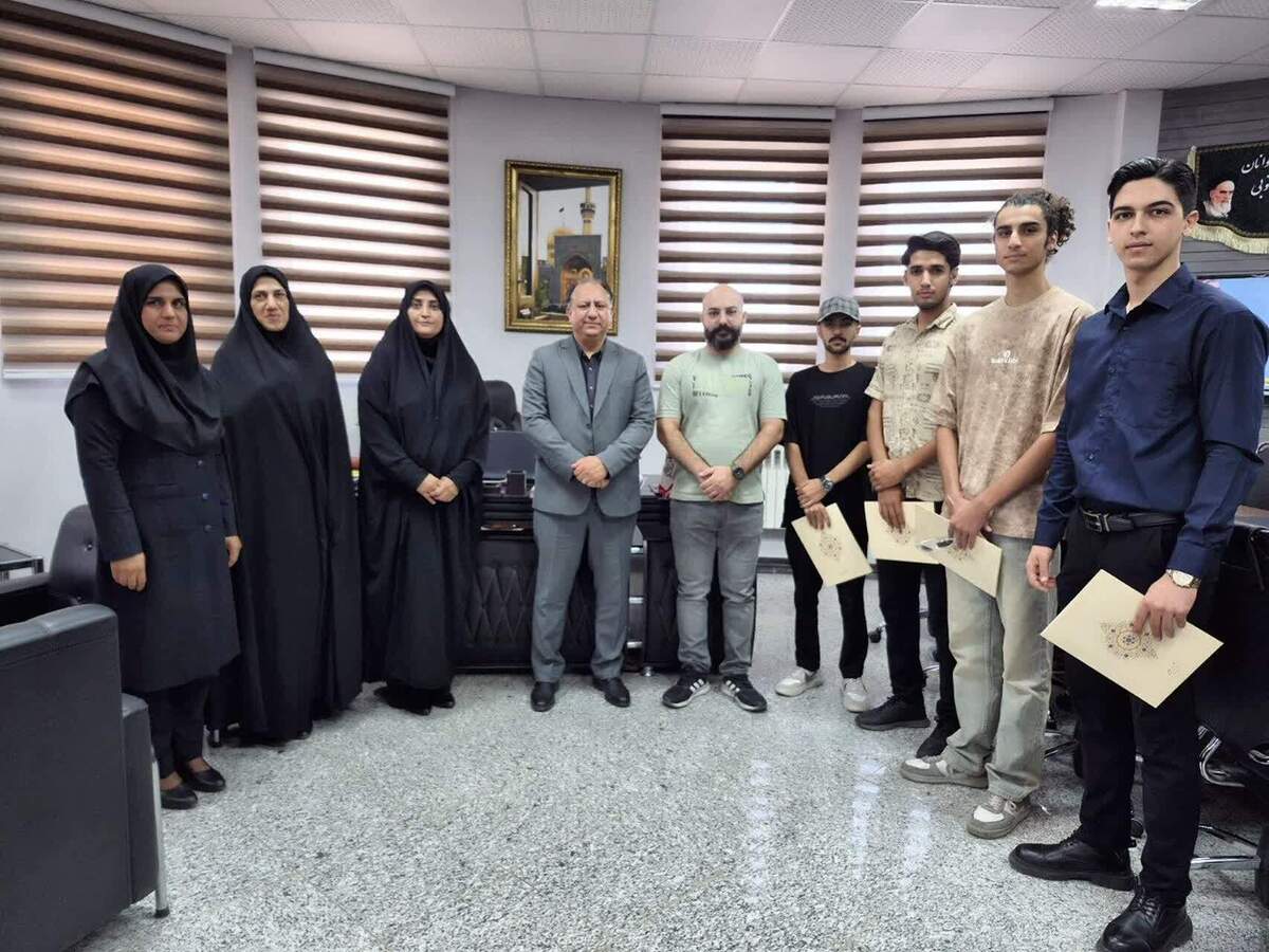 آیین تجلیل از مدال آوران شمشیربازی استان خراسان جنوبی