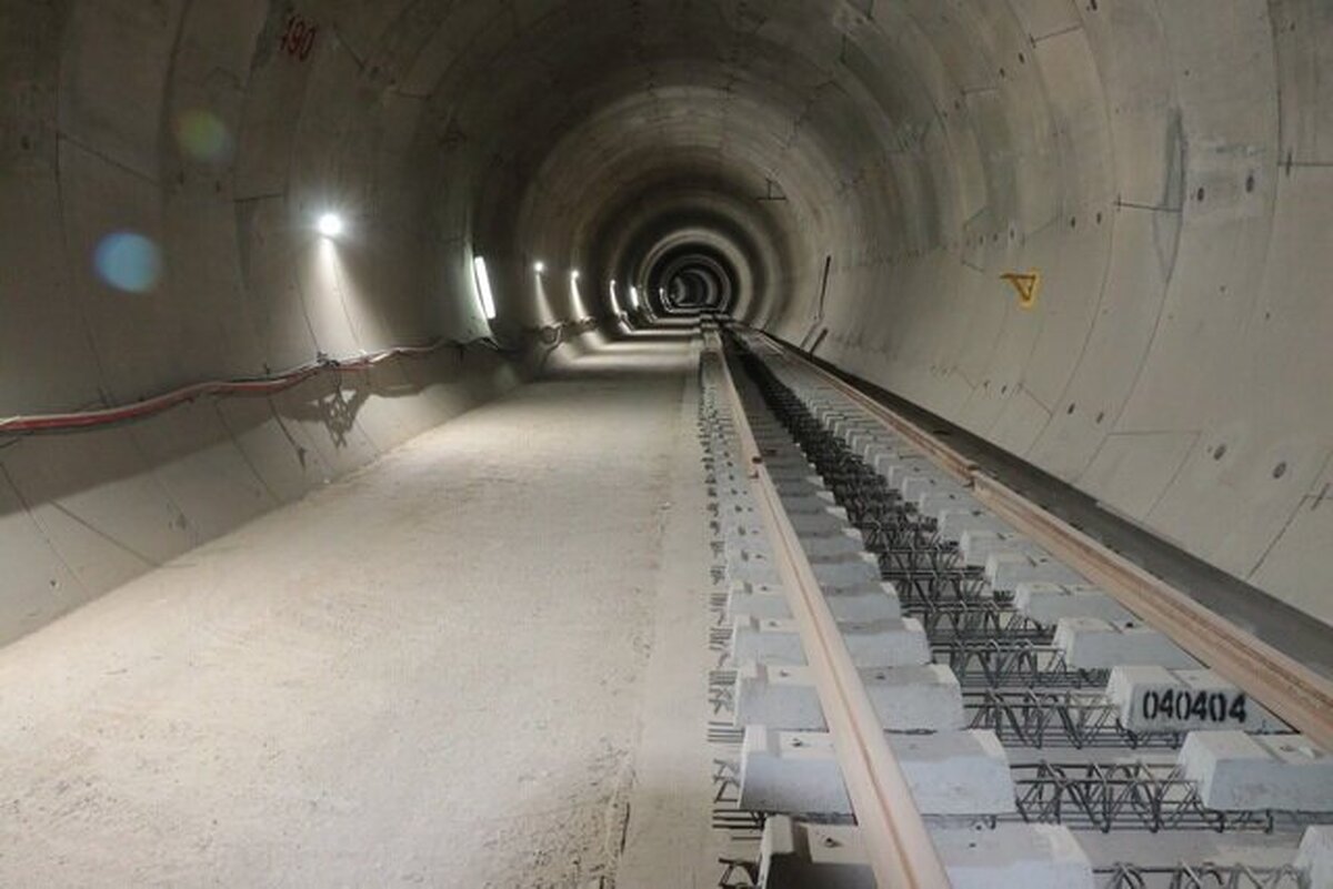 شروع ریل‌گذاری خط دوم متروی تبریز