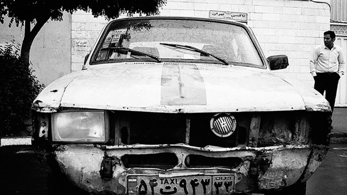 شهر زیبای دوست داشتنی را در «تاکسی تهران» بهمن کیارستمی ببینید