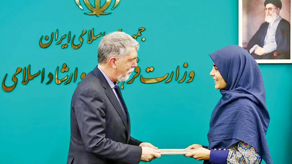 وزیر ارشاد نادره رضایی را برکنار کرد/ محمدمهدی احمدی سرپرست معاونت هنری شد