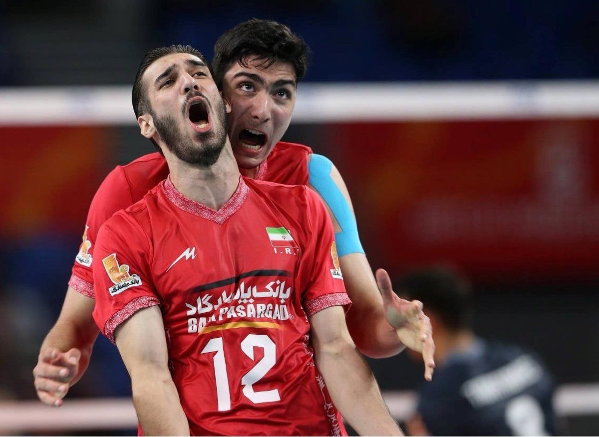 از سلام نظامی به عشق پرچم ایران تا سرویس‌های مرگ‌بار و سکوی قهرمانی جهان