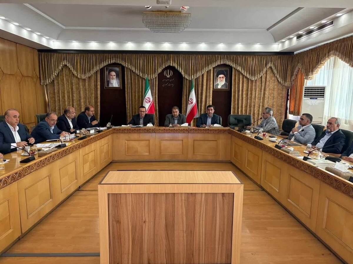 بررسی فرصت های سرمایه گذاری استان قزوین در نهاد ریاست جمهوری