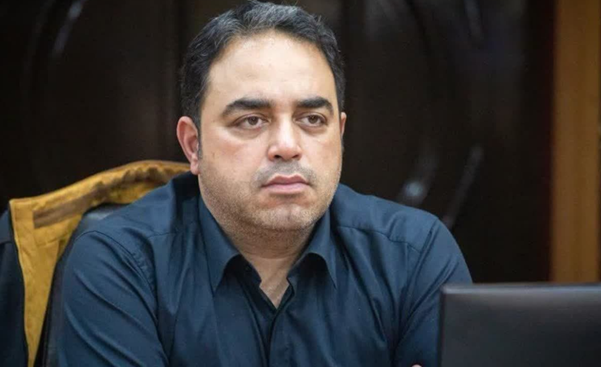 راه‌اندازی سامانه هوشمند مدیریت عوارض تابلوهای صنفی در قزوین