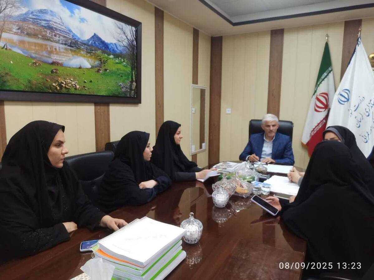 پیگیری برای  رفع مشکل زمان های محدود ورزش بانوان در لرستان